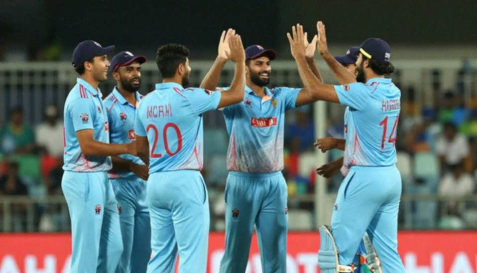 নিলামের খাতায় ব্লকচেইনের ছাপ: ফ্যান টোকেন, এনএফটি আর স্মার্ট কন্ট্রাক্ট যেভাবে ফ্র্যাঞ্চাইজি ক্রিকেটের হিসাব বদলাচ্ছে নিলামের খাতায় ব্লকচেইনের ছাপ: ফ্যান টোকেন, এনএফটি আর স্মার্ট কন্ট্রাক্ট যেভাবে ফ্র্যাঞ্চাইজি ক্রিকেটের হিসাব বদলাচ্ছে