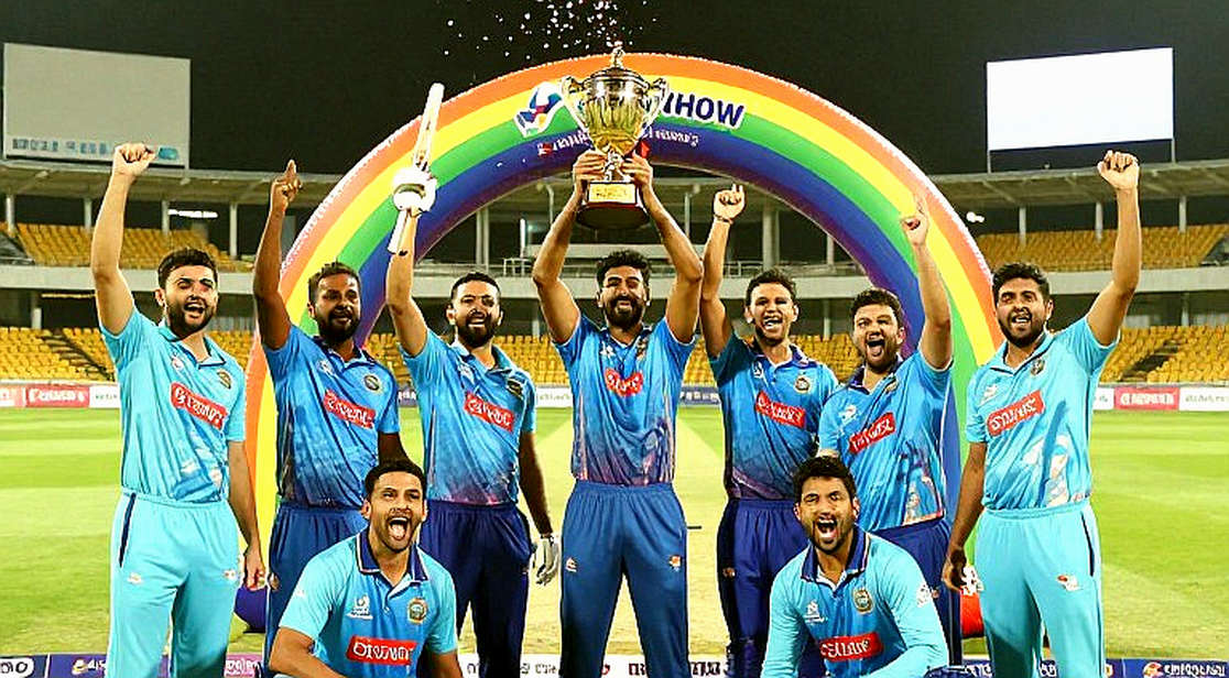 ৫০ রানে গুটিয়ে যাওয়া শ্রীলঙ্কা: কলম্বোর পিচে লুকানো ফাঁদটা বোর্ডে ছিল না