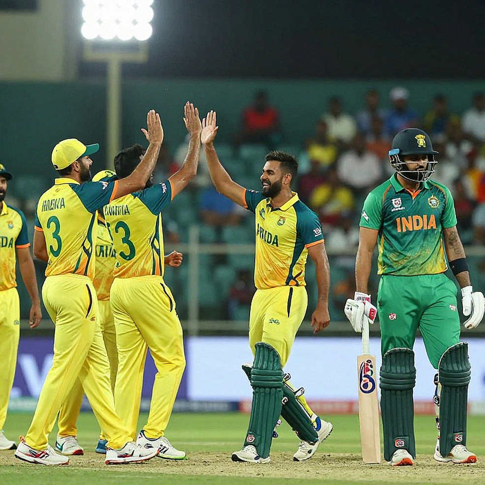 সারাহ দাম্বানেভানা: জিম্বাবুয়ের ক্রিকেটের দ্বৈত পথিকৃৎ, যিনি খেলোয়াড় থেকে বিশ্বকাপ ফাইনালের আম্পায়ার হয়েছিলেন