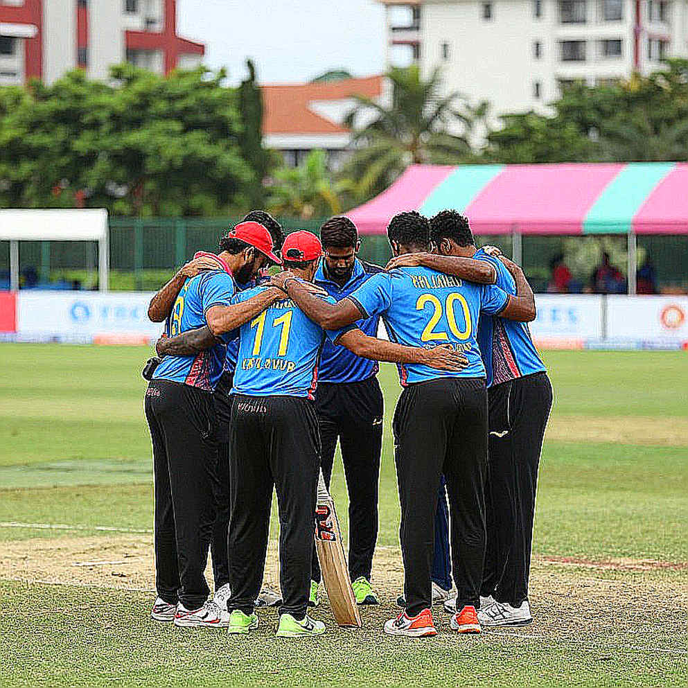 ট্রান্সফার উইন্ডোর অদৃশ্য খাতা: রিলিজ ক্লজ, রিটেনশন আর এশীয় ক্রিকেটের পাঁচ-ব্যান্ড গ্রিড